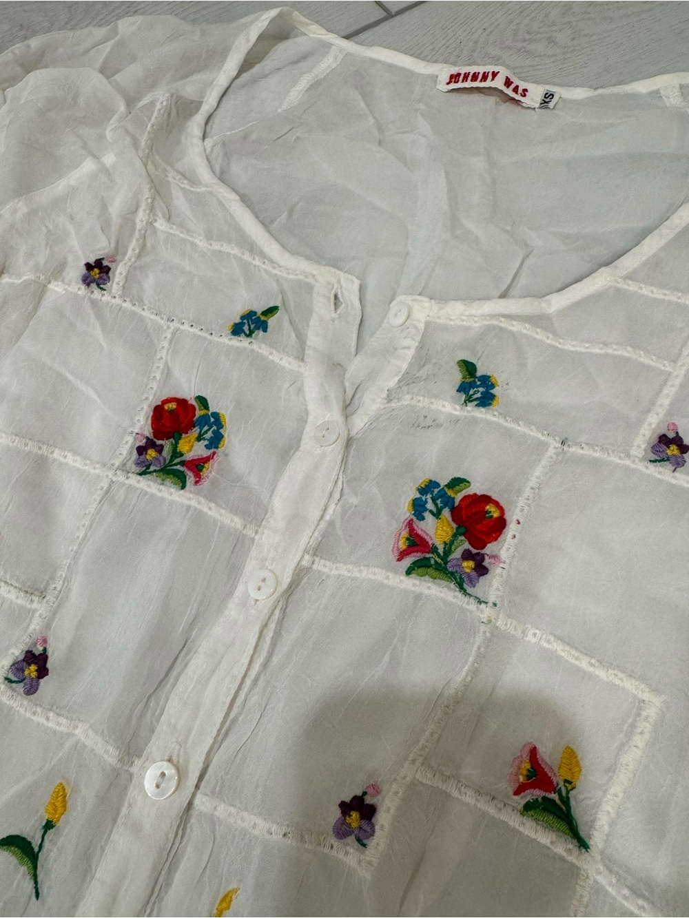 Johnny Was White Sheer Button-Front Tunic with Colorful Floral Embroidery - Picture 2 of 3